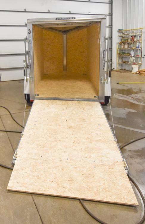 5'x8' Enclosed Cargo Trailer Gallery Photo 3
