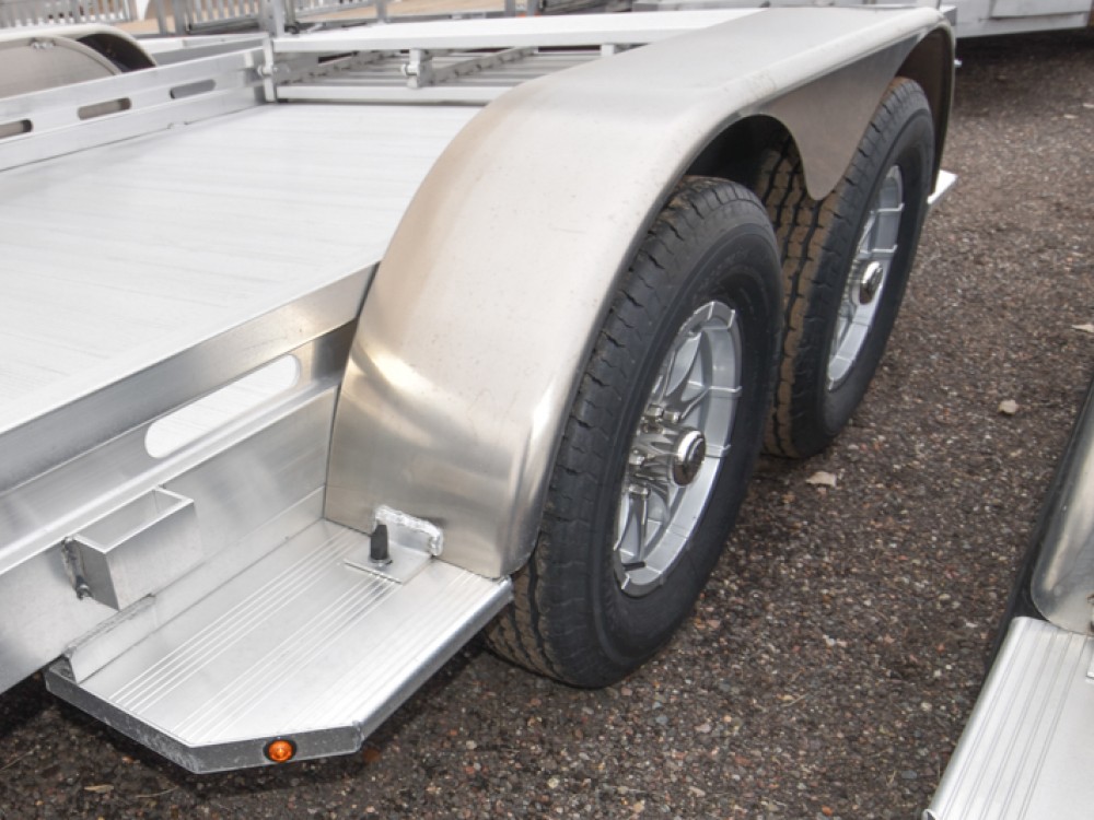 7816BT Aluminum Utility Trailer Gallery Photo 3