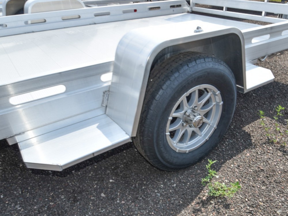 7815 4K Aluminum Utility Trailer Gallery Photo 3