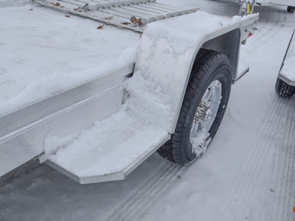 6812H Aluminum Utility Trailer Gallery Photo 3