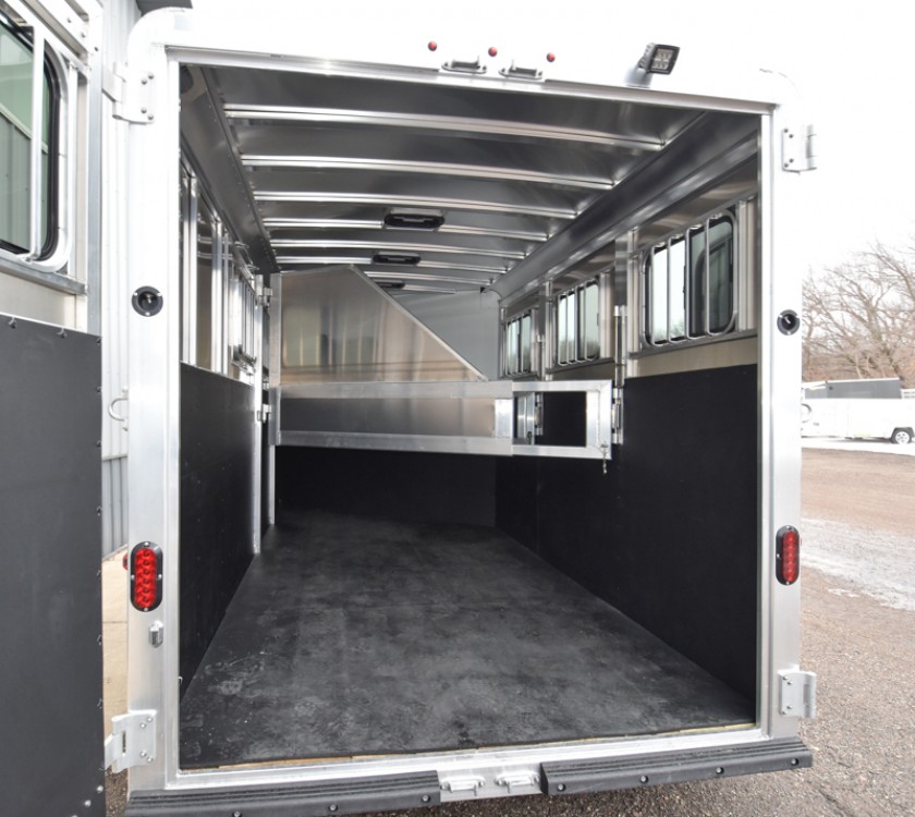 Rustler 3 Horse Slant Aluminum Horse Trailer Gallery Photo 7