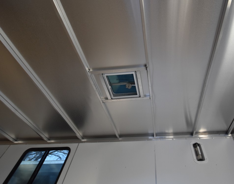 7'x16' Enclosed Cargo Trailer Gallery Photo 5