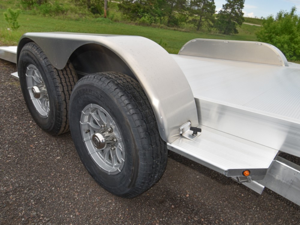 8220 H Tilt 10K Carhauler Trailer Gallery Photo 3