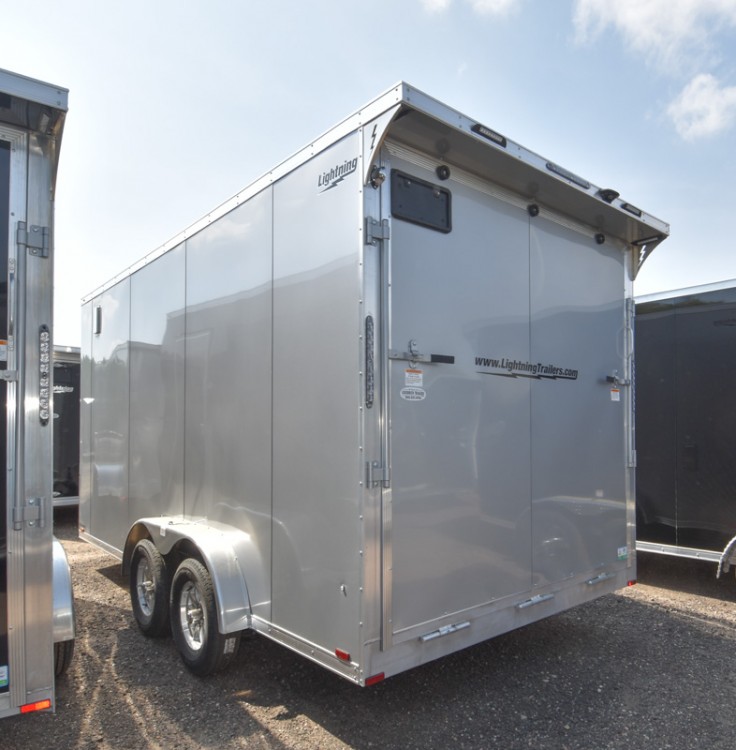 7.5X16 Enclosed Cargo Trailer Gallery Photo 3