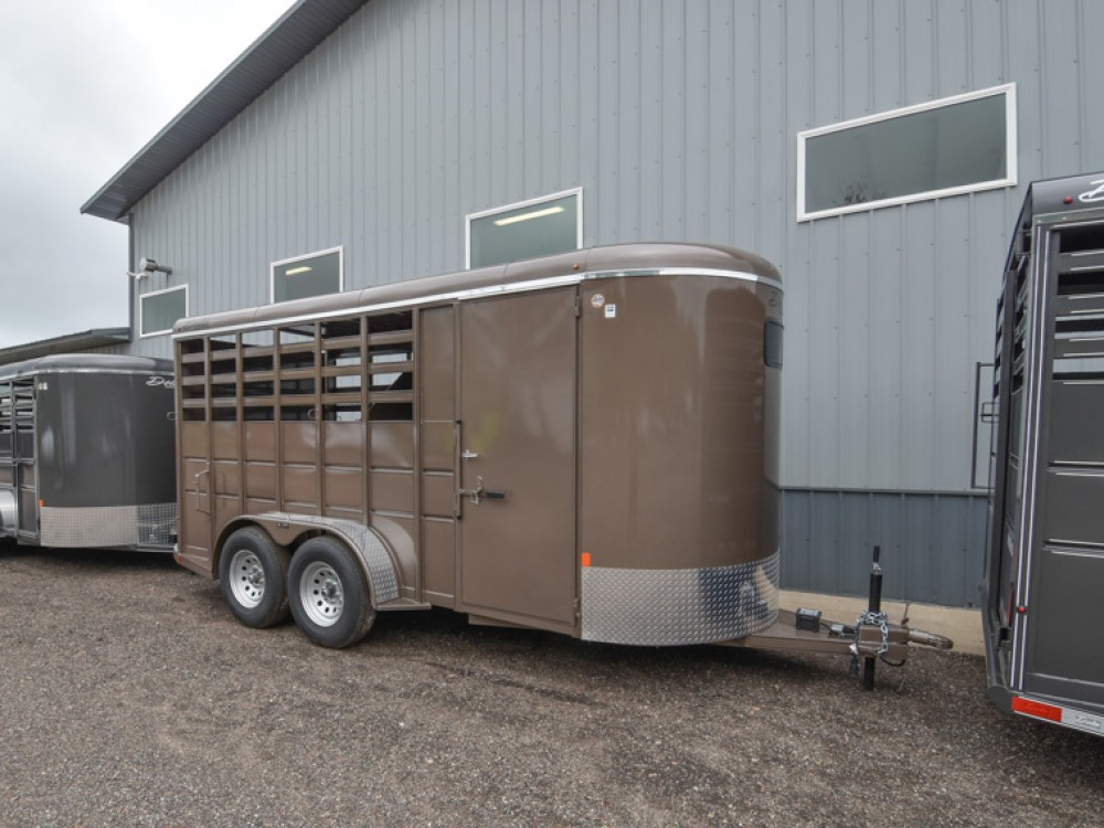 500 Combo 3 Horse Slant Trailer Gallery Photo 1