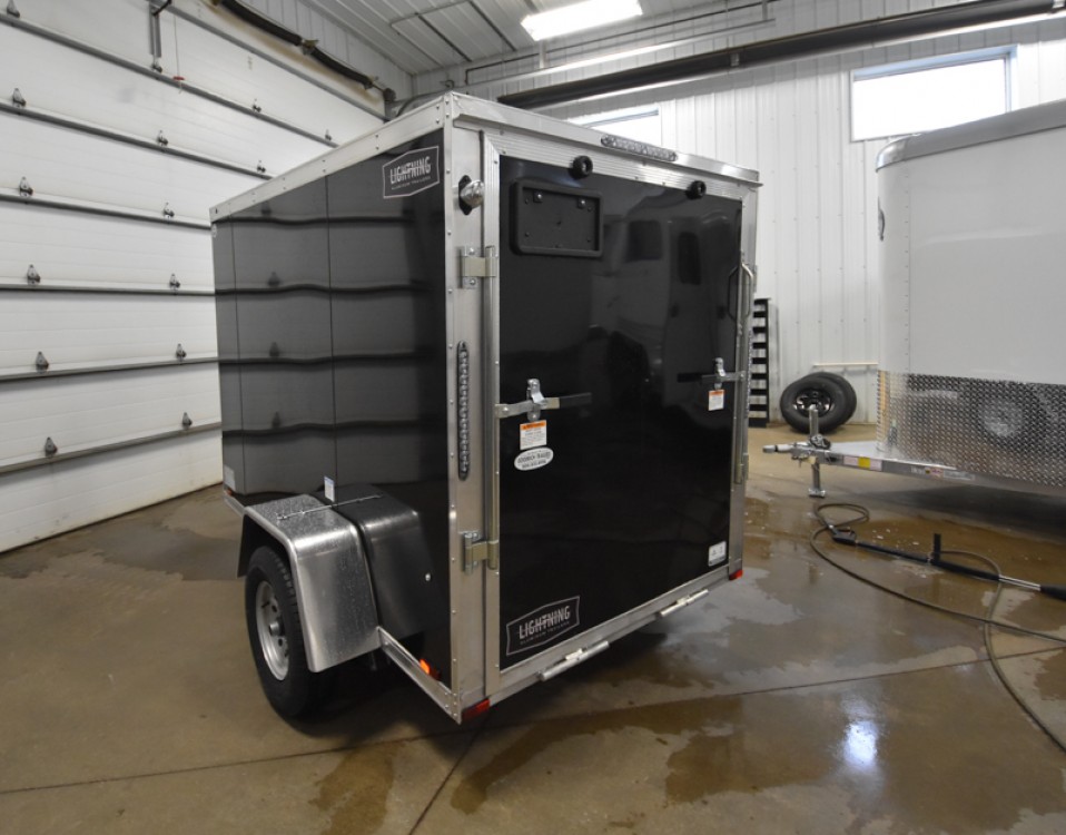 5'x8' Enclosed Cargo Trailer Gallery Photo 2