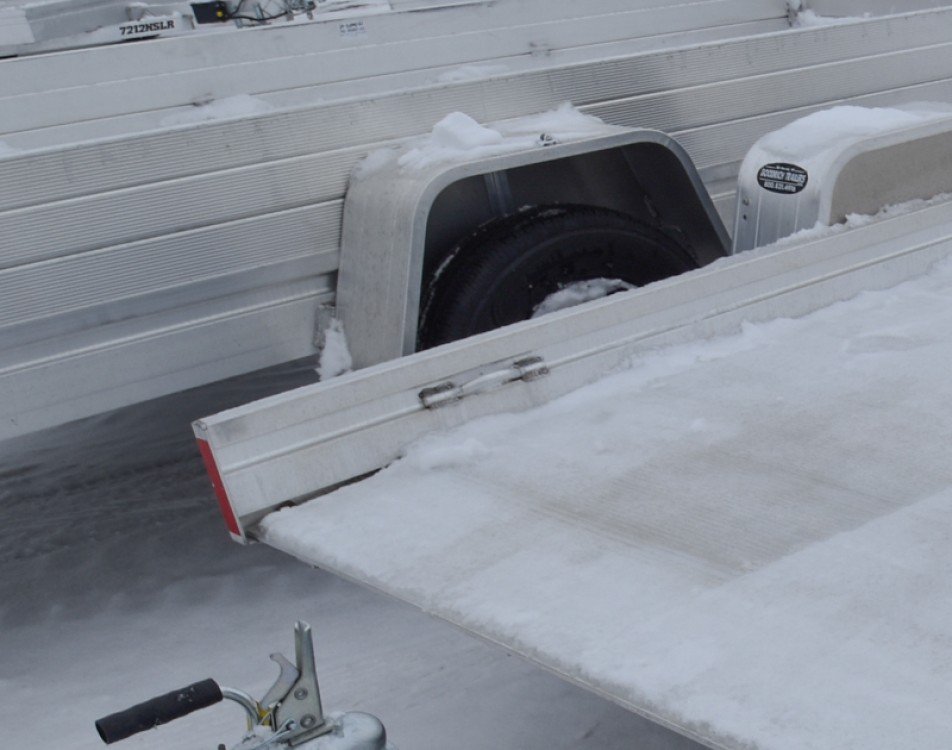 6810H Tilt Aluminum Utility Trailer Gallery Photo 3