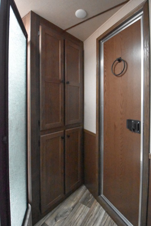 2026 Lakota Colt 8311 Sofa 3 Horse Living Quarters Horse Trailer Gallery Photo 5