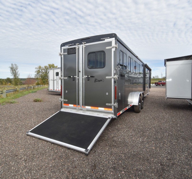 Ranger 7411.S 4 Horse Trailer w/Living Quarters Gallery Photo 15