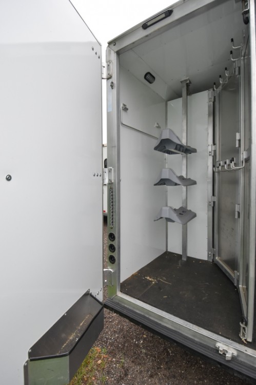 SMC Patriot 8313 SSR Living Quarters Horse Trailers Gallery Photo 11
