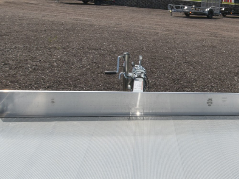 638 BT Aluminum Utility Trailer Gallery Photo 3