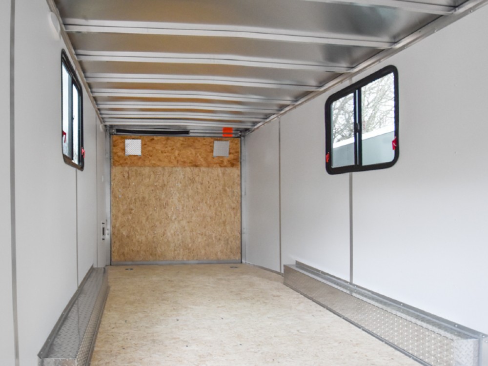 LTFCH 8.5'x20 w/Windows Enclosed Cargo/Carhauler Gallery Photo 4