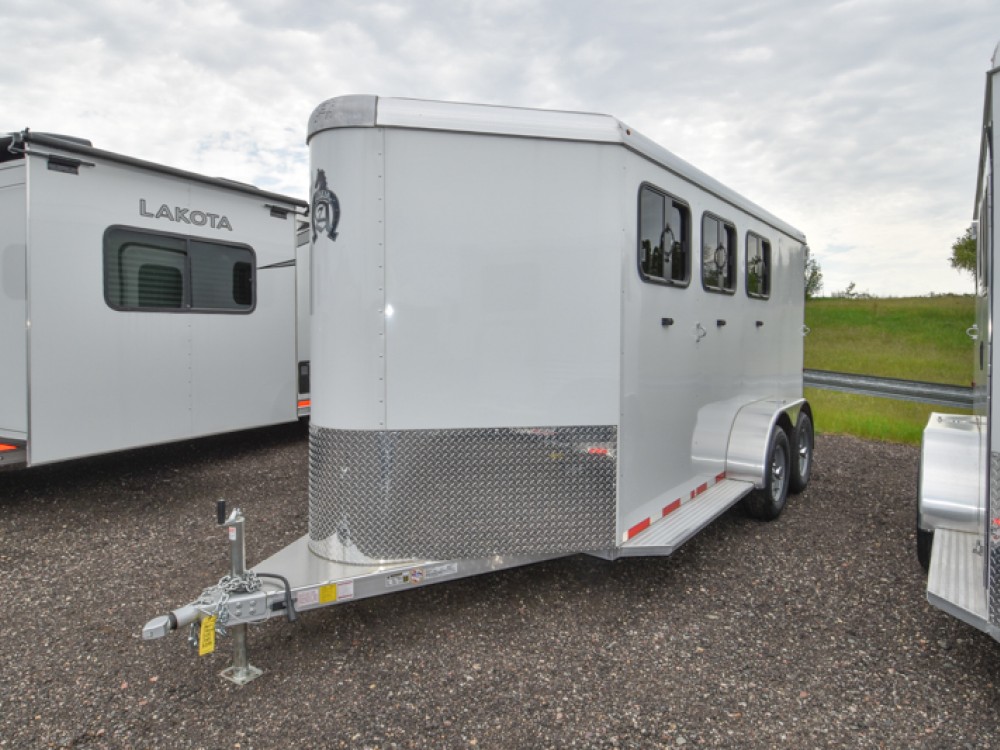 Rustler 3 Horse Slant Aluminum Horse Trailer Gallery Photo 1