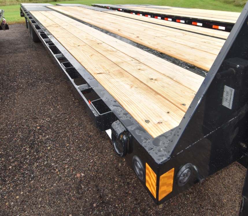 GP 102+27+5' Dove 24K Low-Pro Gooseneck Equipment Trailer Gallery Photo 5
