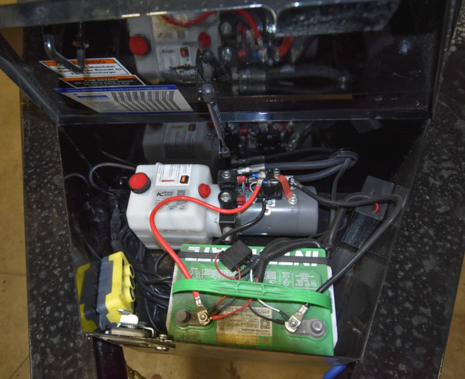 6'x12' Home Owner Light Duty Dump Trailer Gallery Photo 4