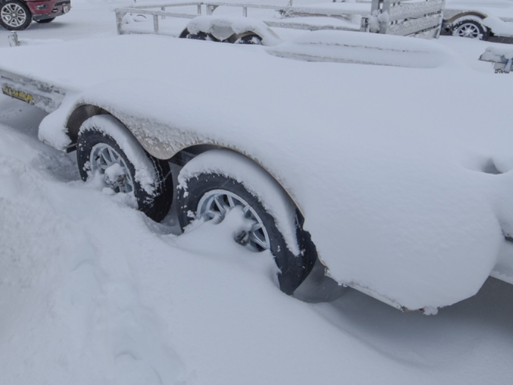 7816BT Aluminum Utility Trailer Gallery Photo 3