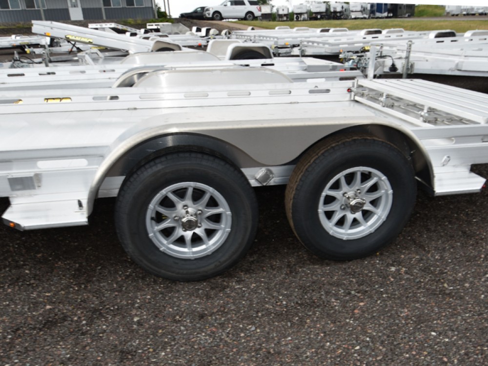 7816BT Aluminum Utility Trailer Gallery Photo 3