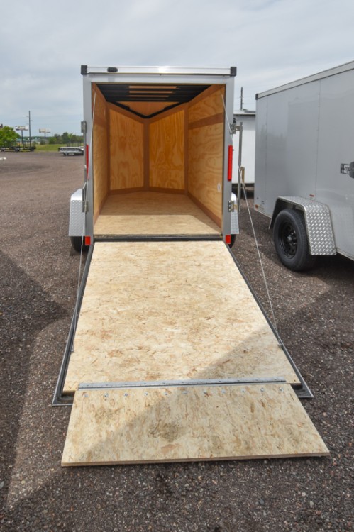 Mustang 5'x8' Enclosed Cargo Trailer Gallery Photo 3