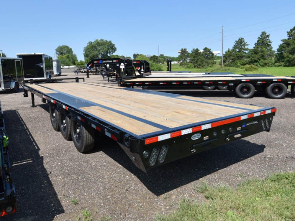 102"x28' 21K Low Pro Deckover Equipment Trailer Gallery Photo 3