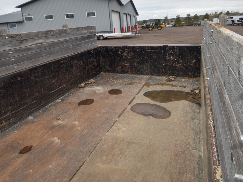 Diamond C 5'x10' Dump Trailer Gallery Photo 5