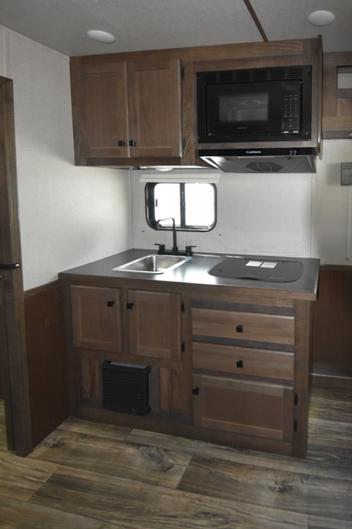 2026 Lakota Colt 8311 Sofa 3 Horse Living Quarters Horse Trailer Gallery Photo 7