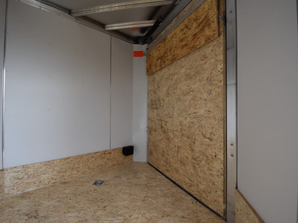 7.5x23' Drive In/Out Snowmobile/UTV Trailer Gallery Photo 5