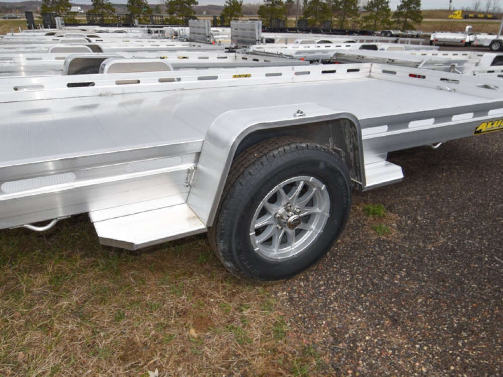 8015 BT 4K Aluminum Utility Trailer Gallery Photo 3