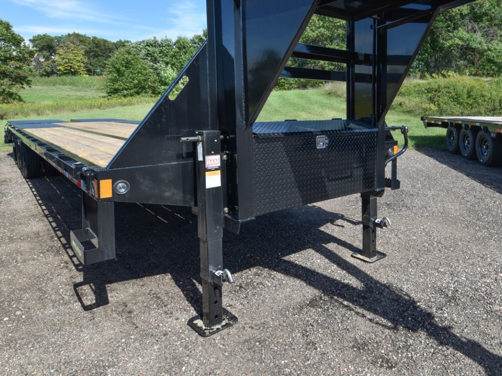GP 102+27+5' Dove 25.9K Low-Pro Gooseneck Equipment Trailer Gallery Photo 5