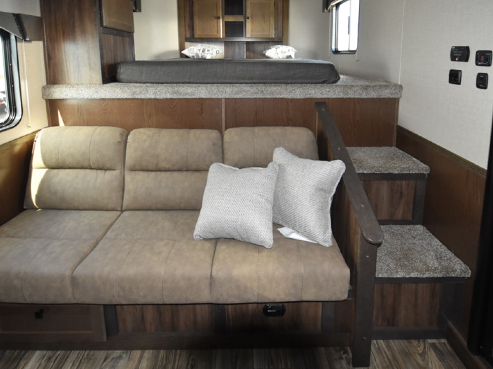 2026 Lakota Colt 8311 Sofa 3 Horse Living Quarters Horse Trailer Gallery Photo 8