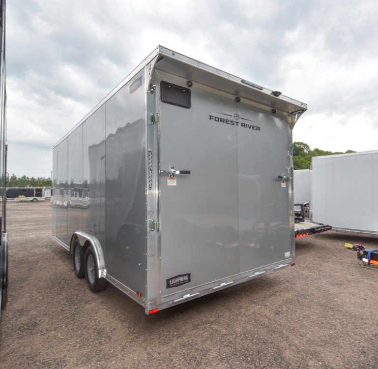 8.5'X18' Enclosed Carhauler/Cargo Trailer Gallery Photo 3