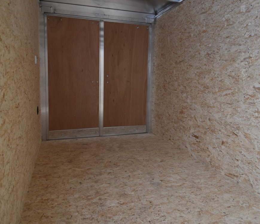 6'x12' Enclosed Cargo Trailer w/Ladder Racks Gallery Photo 3