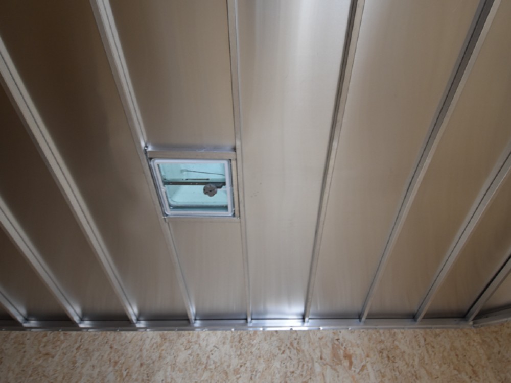 8.5X24' Enclosed Cargo/Carhauler Trailer Gallery Photo 5