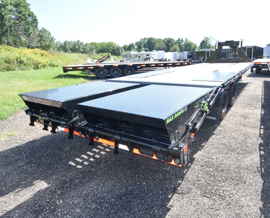 GP 102+27+5' Dove 25.9K Low-Pro Gooseneck Equipment Trailer Gallery Photo 3