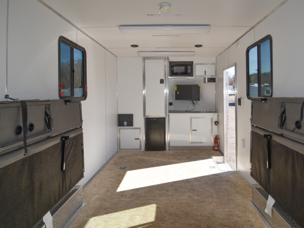 LTFCH 8.5'x20' Enclosed Toyhauler Trailer Gallery Photo 2