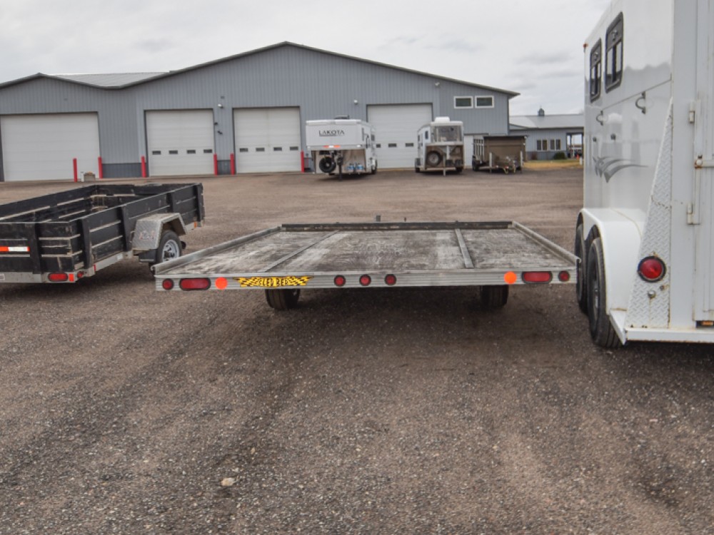 99"x10' Sled Bed Tilt Snowmobile Trailer Gallery Photo 4