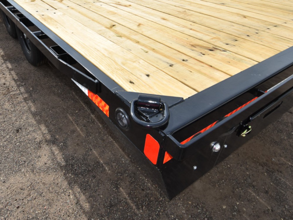 102"x24' Deckover Equipment Trailer Gallery Photo 3
