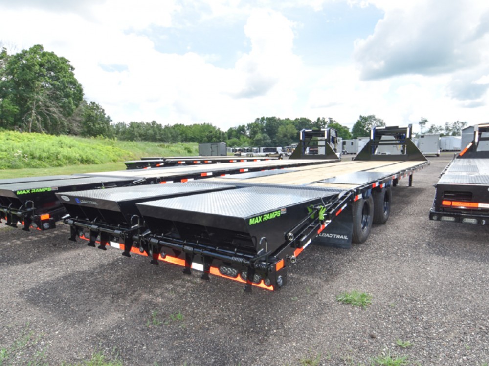 GP 102"x27+5' Dove 25.9k Low-Pro Gooseneck Trailer Gallery Photo 2