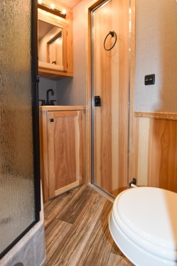 Colt COL1413SRMT Livestock Horse/Toyhauler Trailer w/Living Quarters Preview Photo 7