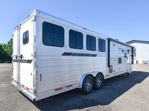 Legacy 8413SR Living Quarters Horse Trailer Preview Photo 15
