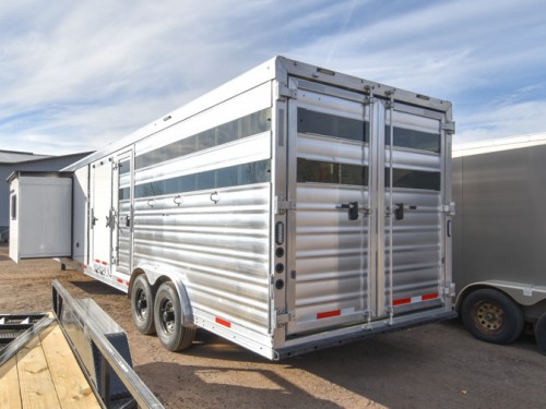 Colt COL1413SRMT Livestock Horse/Toyhauler Trailer w/Living Quarters Preview Photo 14
