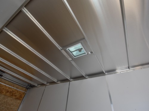 7.5'X18' Enclosed Cargo Trailer Preview Photo 5