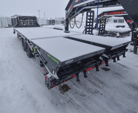 102"x20+5' Dove 16K Gooseneck Equipment Trailer Preview Photo 2