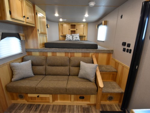 Colt COL1413SRMT Livestock Horse/Toyhauler Trailer w/Living Quarters Preview Photo 5