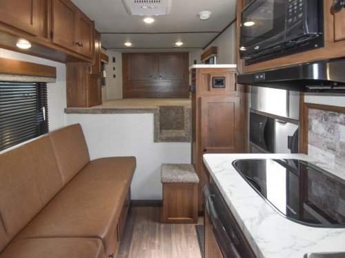 Silverado 7308 Living Quarter Horse Trailer Preview Photo 3