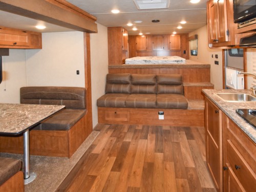 SMC Patriot 8313 SSR Living Quarters Horse Trailers Preview Photo 3