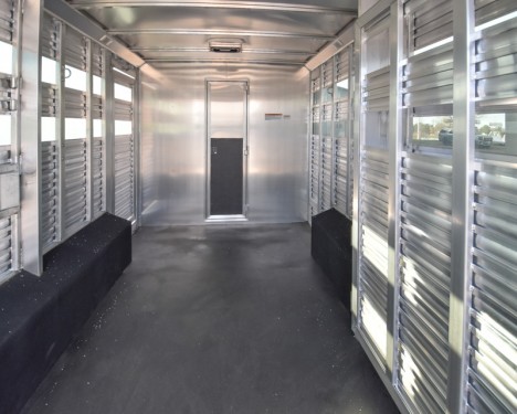 Colt COL1413SRMT Livestock Horse/Toyhauler Trailer w/Living Quarters Preview Photo 16