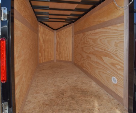 Mustang 5'x8' Enclosed Cargo Trailer Preview Photo 4