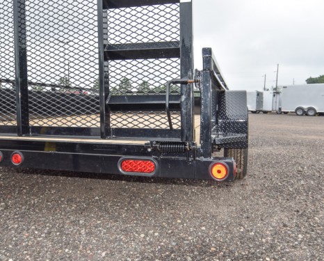 83"x12' w/Solid Sides Utility Trailer Preview Photo 3