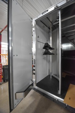 Colt CO27 2 Horse Slant Living Quarters Horse Trailer Preview Photo 15