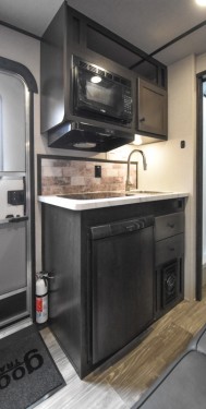 Ranger 7308 Living Quarter Horse Trailer Preview Photo 6
